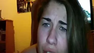 একটি সুসজ্জিত শরীরের সাথে টিটেড কোকোয়েট সেক্সি সেক্সি বিএফ তার আঙ্গুলগুলি দিয়ে নিজেকে ভালভাবে যত্ন করে