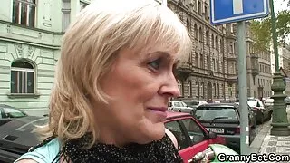 বড়ো সেক্সি বিএফ মাই, শ্যামাঙ্গিণী, ব্লজব