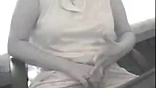 স্বর্ণকেশী সাগ্রহে মোরগ চুষে এবং এটি বিগ কক সেক্স ভিডিও থেকে তথা উপভোগ করে