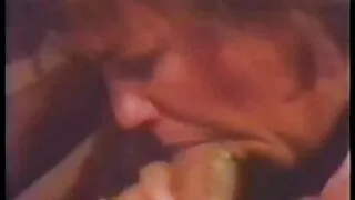 ভিলা অবকাশ একটি সরু স্বর্ণকেশী মেয়ে মেয়ে সেক্স ভিডিও এবং একটি কালো মানুষের নানা জাতির লিঙ্গের সাথে শেষ হয়